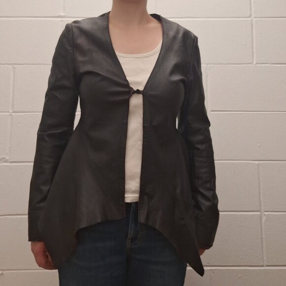 Tristan leather jacket with uneven hem and purple lining - Picture 3 of 7